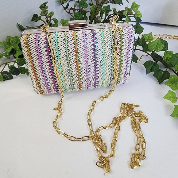 Multi Color Hard Crossbody Clutch Bag with Chain New - Picture 1 of 8